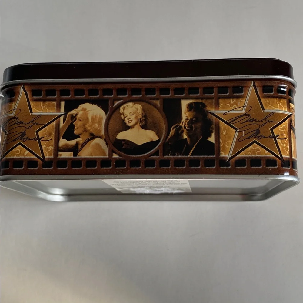 RARE 2005 Vintage Style Iconic Marilyn Manroe Tin Metal Box Notecards Envelopes